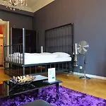 Hotel Arthotel Connection 3*