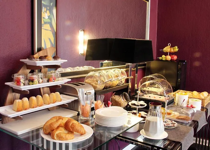 Arthotel Connection Hotel 3*