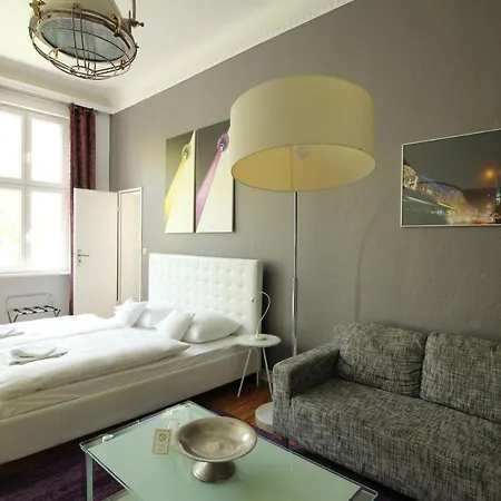 Arthotel Connection 3*