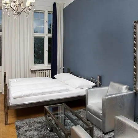 Arthotel Connection Szálloda 3*