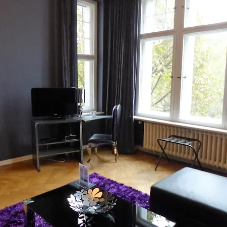 Arthotel Connection Szálloda 3*