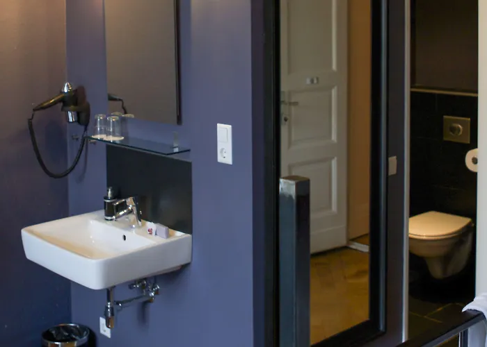 Hotel Arthotel Connection