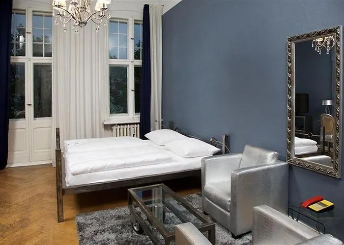 Arthotel Connection Hotel 3*